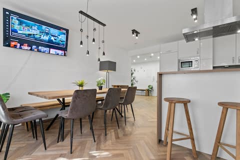 ※ Flatista Homes - Central Station ※4BR ※10 Guests