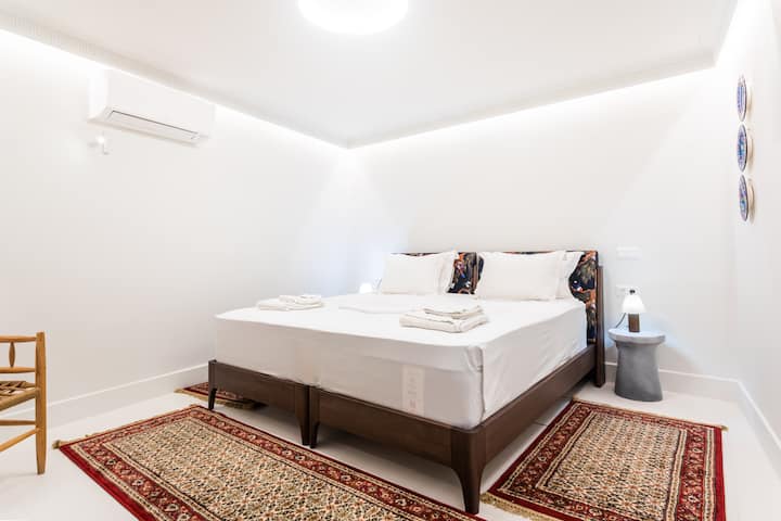 Može se postaviti kao 2 jednokrevetne