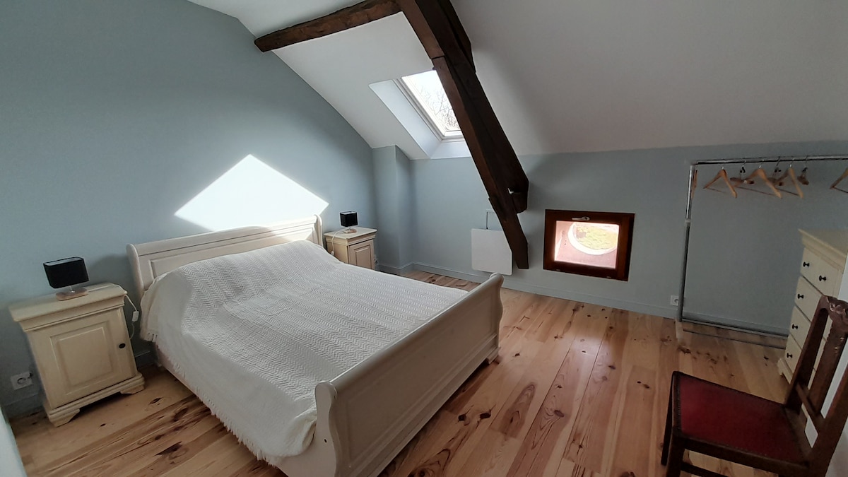 საძინებელი 4