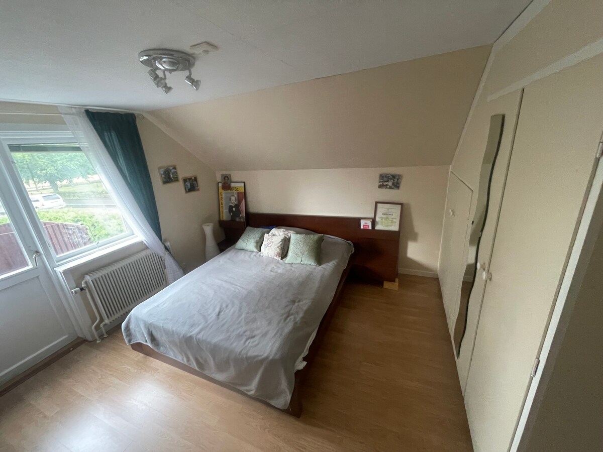 საძინებელი 2