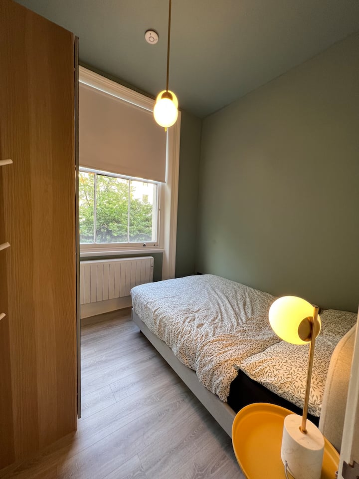 Gardens Apartment Apartments for Rent in Greater London, England