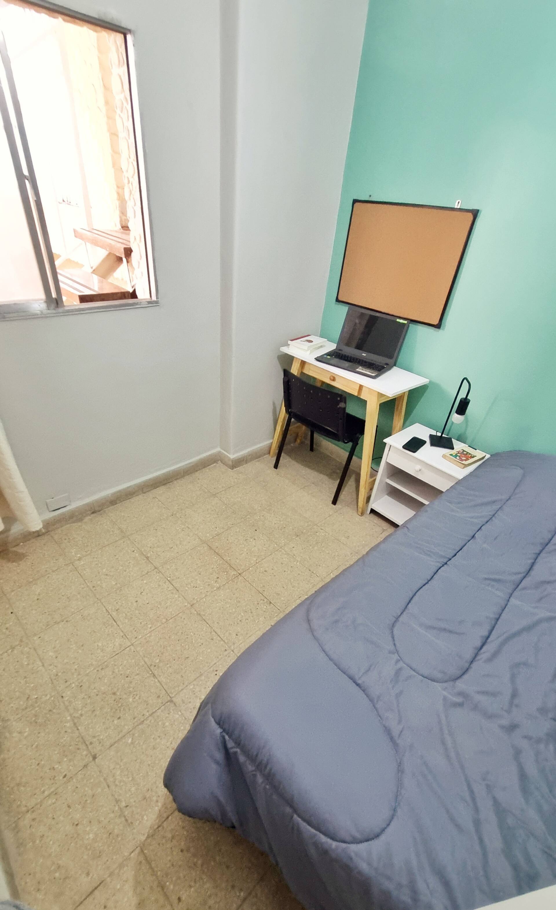 Quarto privativo em casa compartilhada em Villa Crespo
