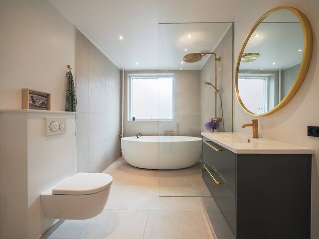 Kid-Friendly Family Haven gallery image 4