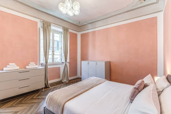 Futura Collection Florence City Center gallery image 3