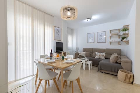 Pool, Parking, 15 minutes from Alhambra