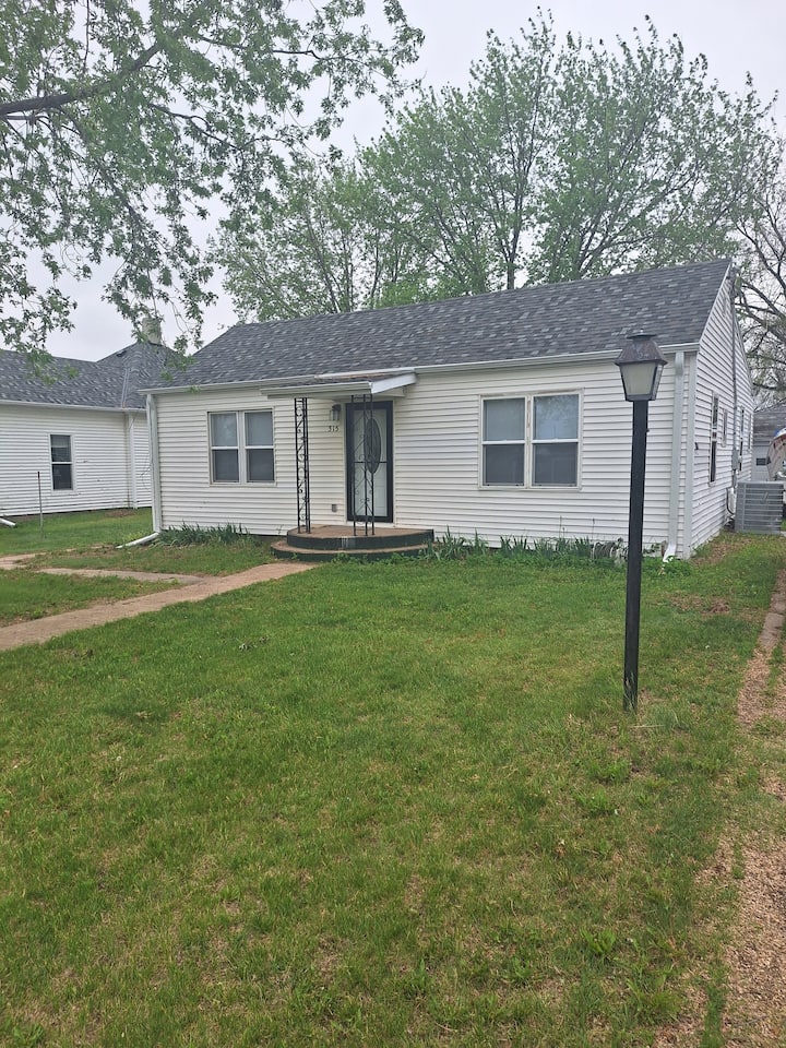 Red Cloud Vacation Rentals & Homes Nebraska, United States Airbnb