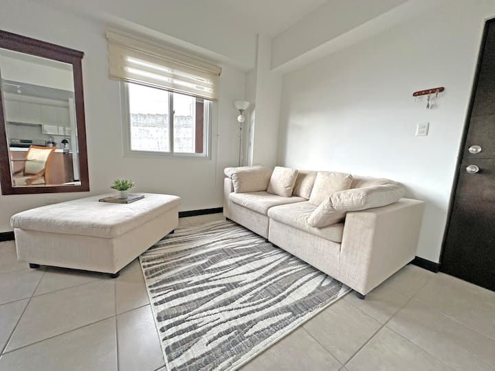Apartment With Excellent Location In Zone 16 - Palencia