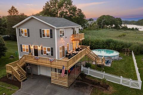 Cozy Coastal Escape in Warren | Dog Friendly