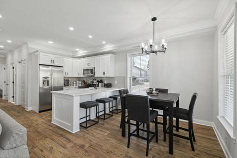 Luxury Stay in Phoenixville Boro