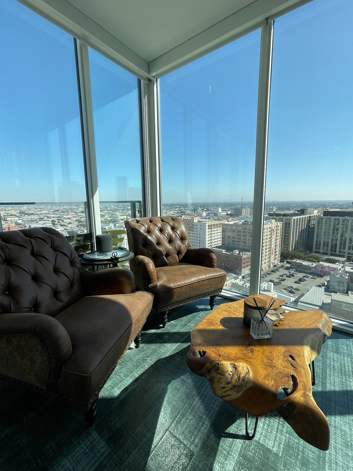 City of Angels: The Penthouse - Apartments for Rent in Vernon