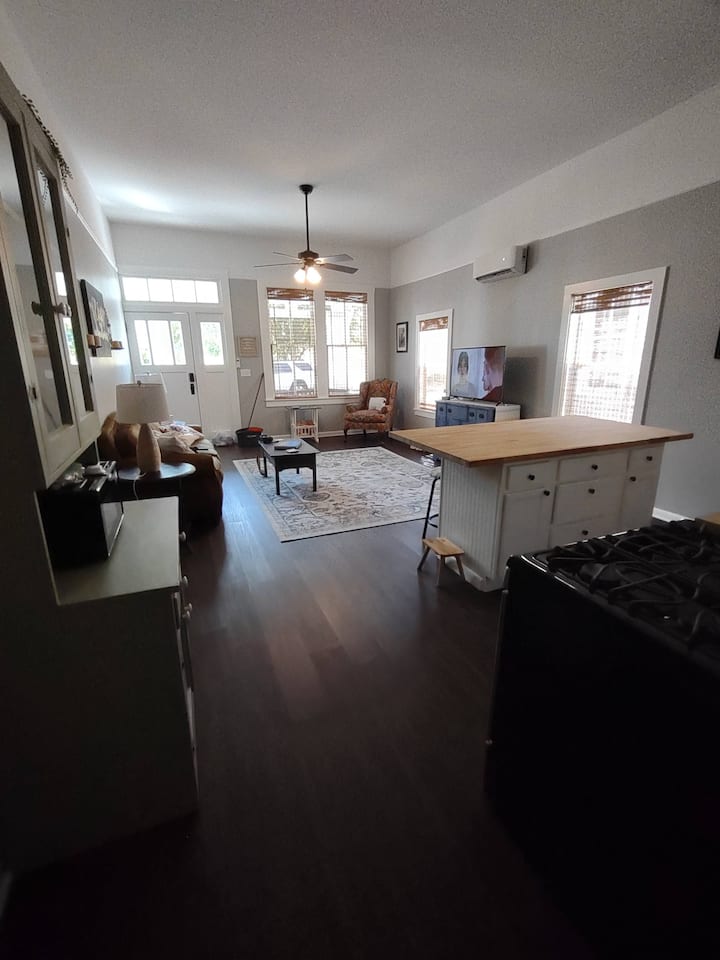 2feathers Inn #1 - Natchez, MS