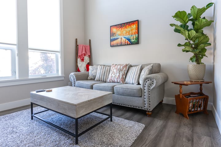 Bougie Community Living, Comfort+ King And Queen - Victoria, Canada