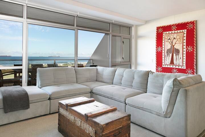 Sea + Table Mountain Views at Dolphin Beach gallery image 4