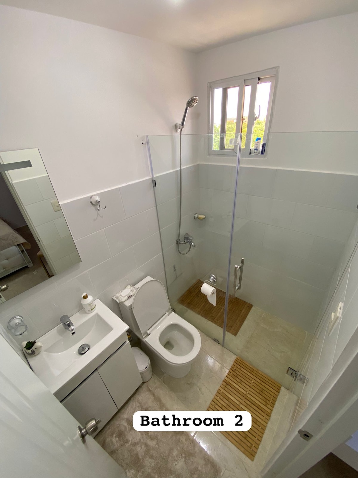 ห้องน้ำหลักในห้องนอน 