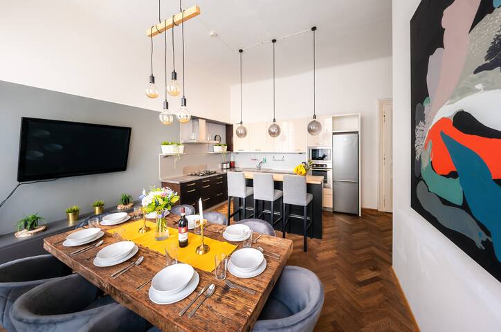 4BR Family Apt | Wenceslas Square gallery image 3