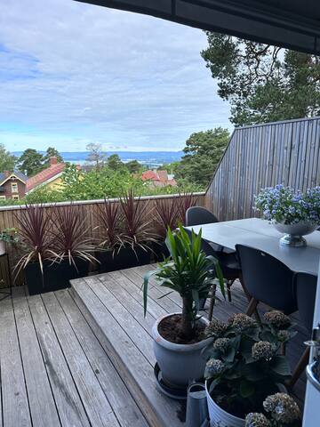 Huset med utsikt og stor hage gallery image 4