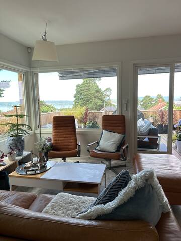 Huset med utsikt og stor hage gallery image 2