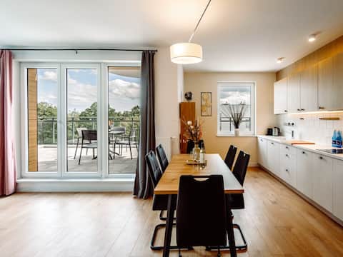 Top Airbnb: BlueApartPL Spacious premises by the cliff in Puck