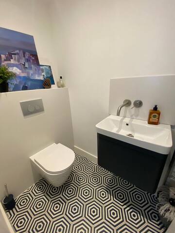 4 Bedroom Refurbished Victorian gallery image 4