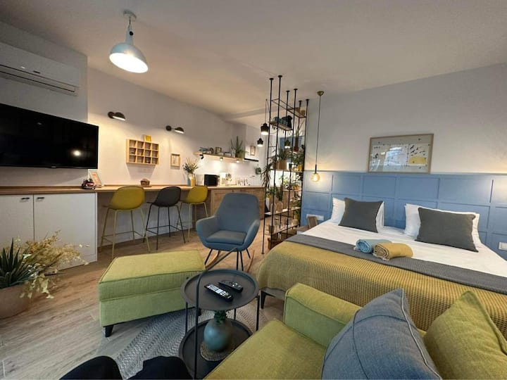 Sebule na sehemu ya kulia chakula