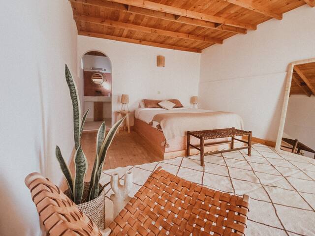 Dreamsea Oceanis SL managed Airbnb listing 1