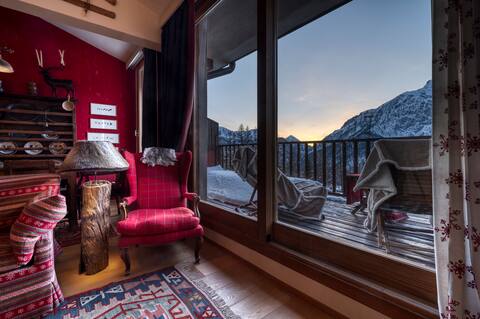 View, Free Parking: Monti di Luna