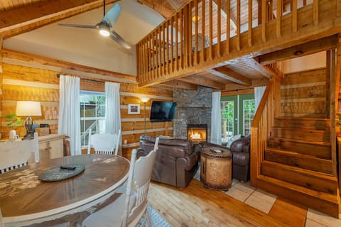 Romantic Riverside Retreat