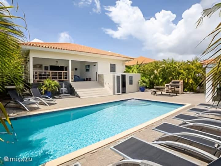 Private Pool Villa Near Jan Thiel Curaçao - Curaçao