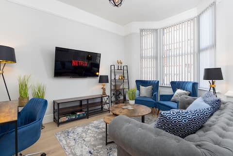 Popular Airbnb listing: Modern & Stylish House at the corner of Penny Lane in Liverpool