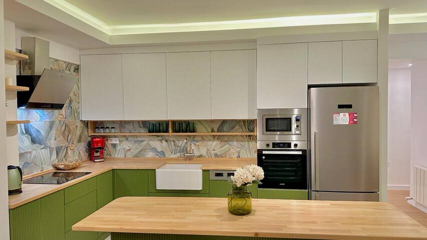 Center’s Favorite – 3 A/C – Vip Home gallery image 2