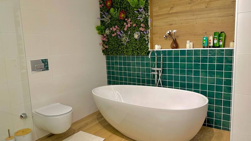 Center’s Favorite – 3 A/C – Vip Home gallery image 4