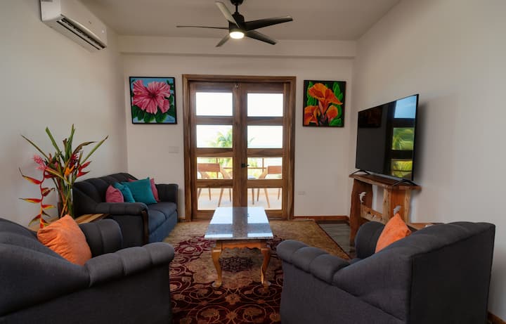 3bd 2ba Middle Unit Villa Sandy Feet Beach Resort - Placencia