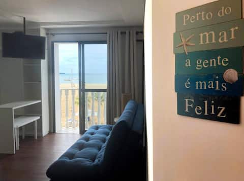 Popular Airbnb listing: Classic Flat com Vista Mar. in Meireles