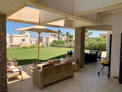 Stand-alone in Ghazala bay