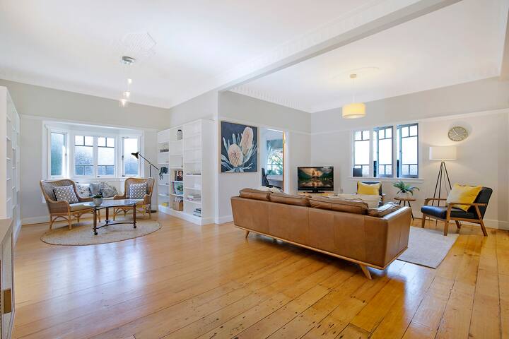 Family Gem – 4Bed/2Bath/2Car Garage – House gallery image 5