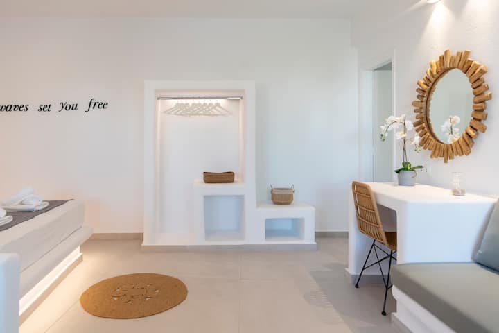Dream Studio Downtown For 2 - Paros