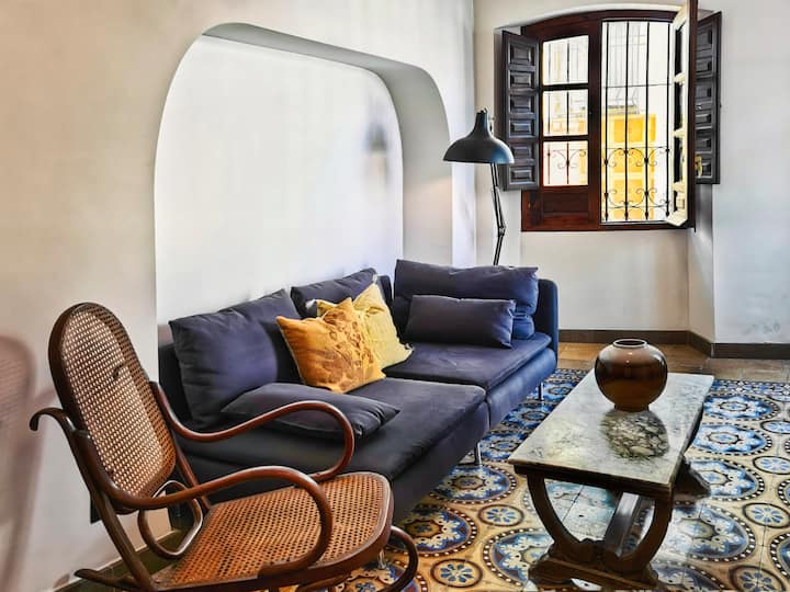 Casa Almunia De Arrabal. - Motril