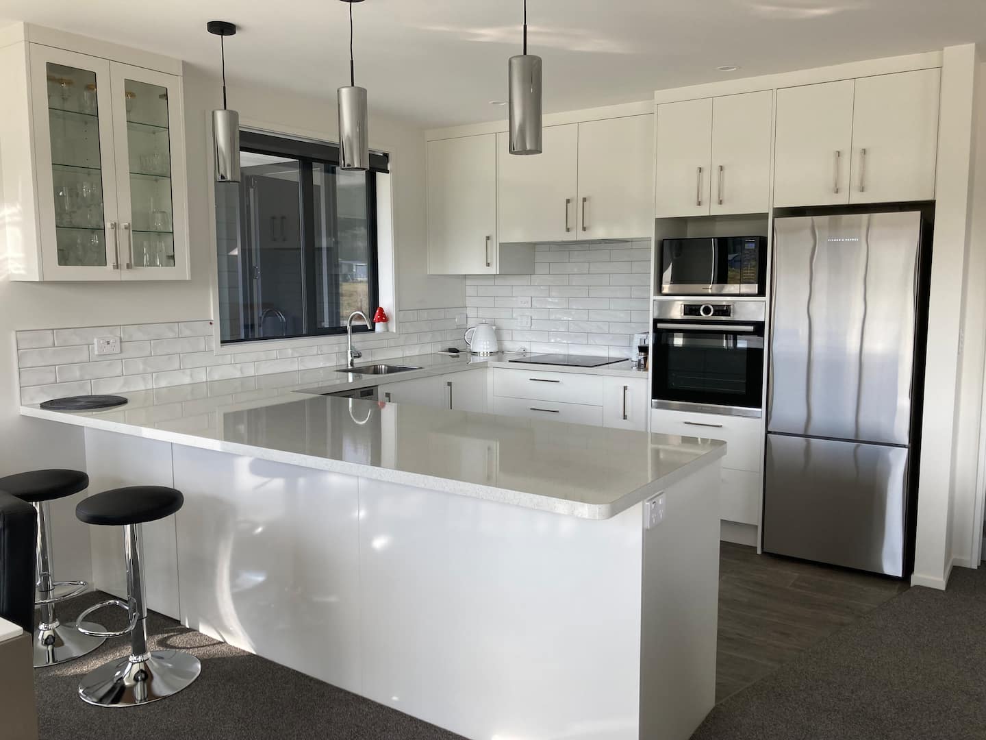 Paroa’s New Airbnb. Entire House, 2 Bed, 2 Bathrm 1