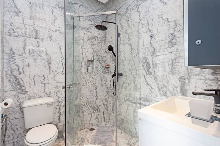 Kalkbay Harbour Retreat gallery image 4