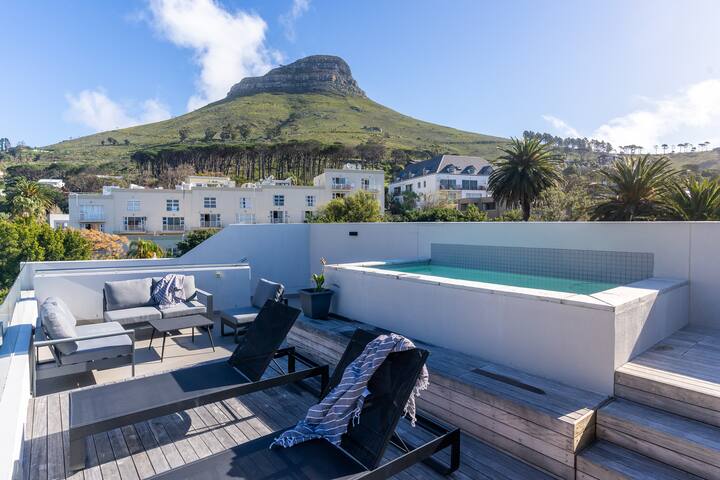 Penthouse stunning 360 views Cape Town gallery image 2