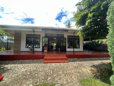 Farm for rent in La Ulloa