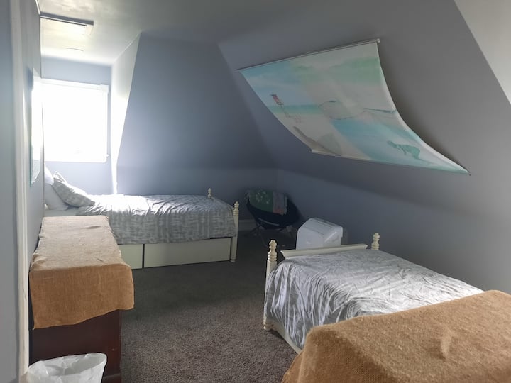 ห้องนอน 4 - เตียงคู่ 2 หลัง