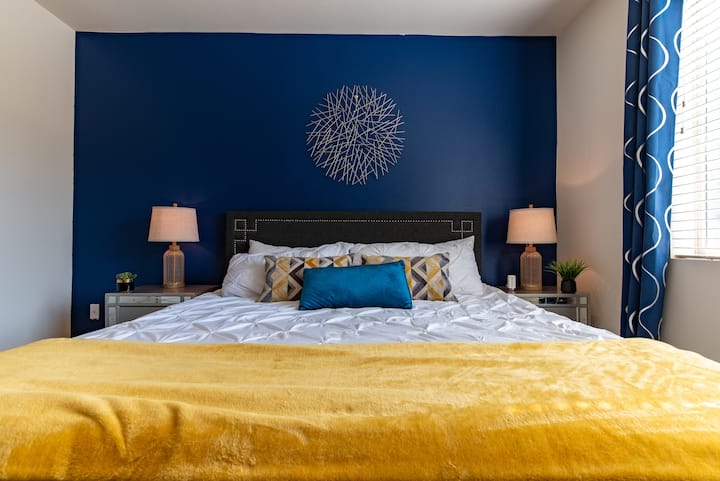 New*2 BD*First Floor*Pool*Wi-Fi*Gym*Pack 'n Play