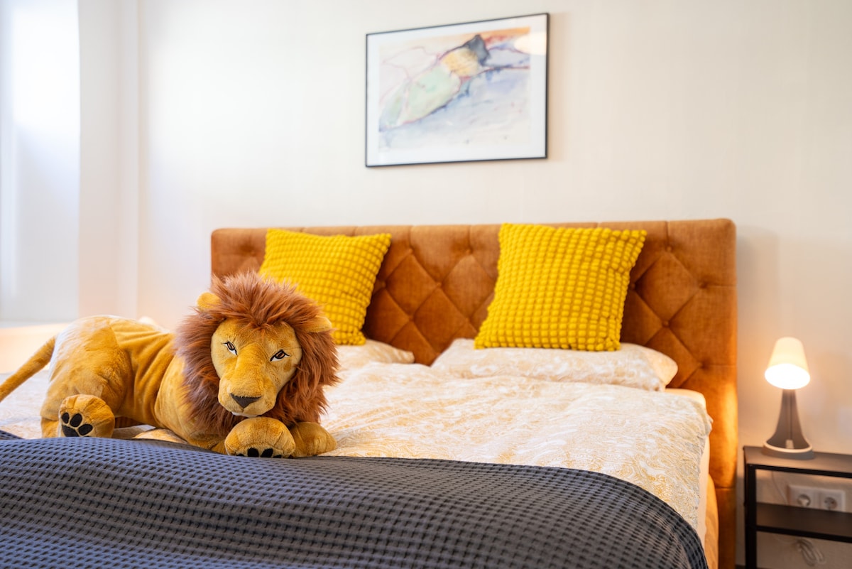 nice2be Lions Love: new | Central | for 6 people