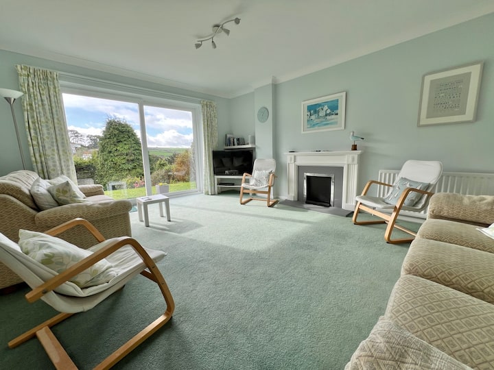Detached 4 Bed Coastal Haven  | Garden  |  Parking - Salcombe