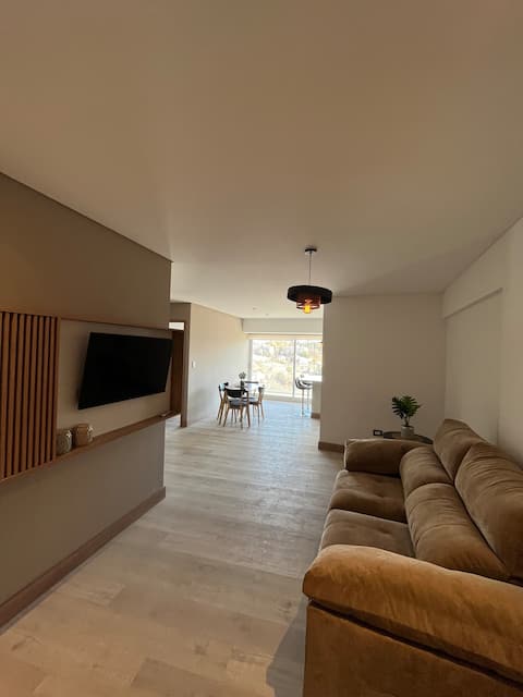Top Airbnb: Leloir Apartment en Mendoza