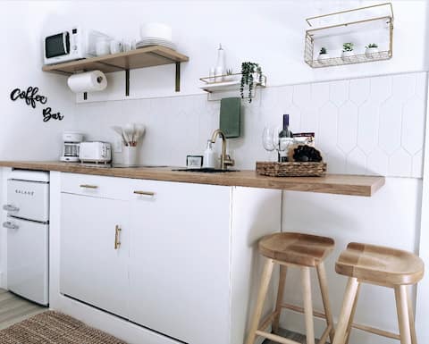 Top performing Airbnb: Near Beach+Wynwood| Private Patio+BBQ+Parking in North Miami