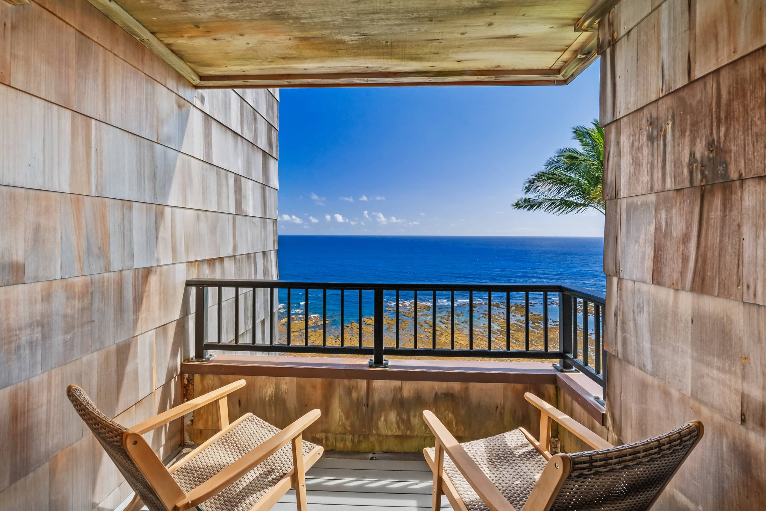 Modern Ocean Views ~Lovebirds Paradise With AC - Photo 11