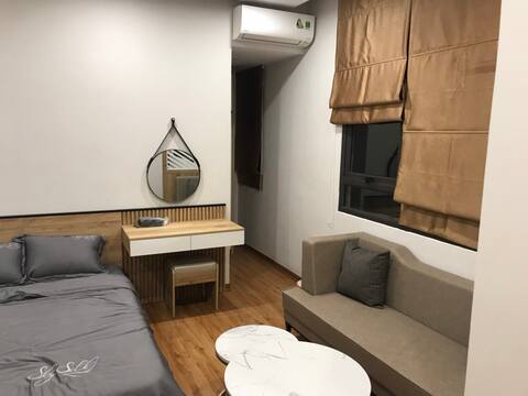 Studio 02