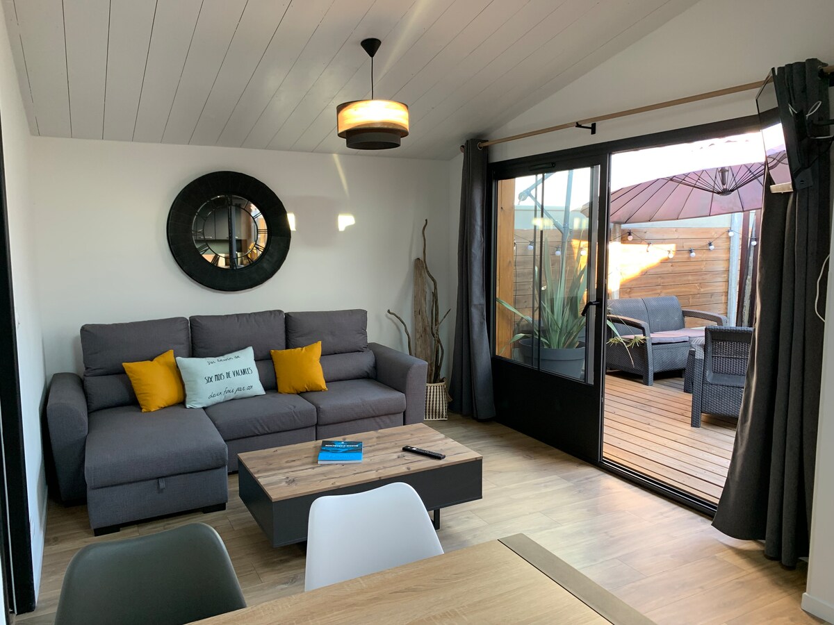 Popular Airbnb listing: Rental T3 star GUJAN in Gujan Mestras